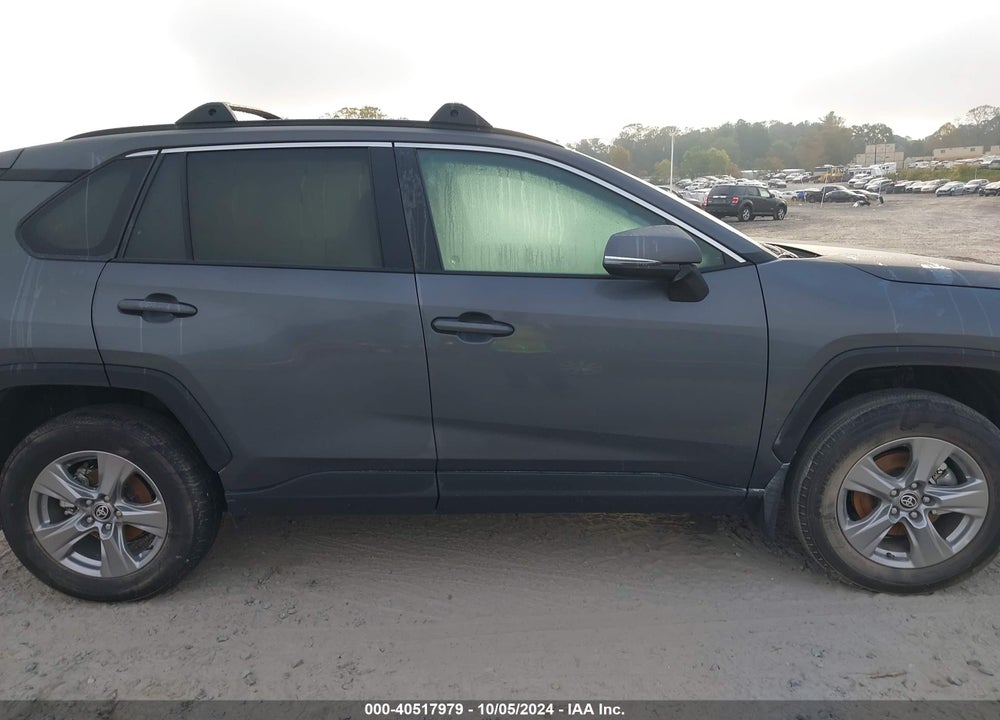 2024 TOYOTA RAV4 XLE VIN: 2T3P1RFV4RW460452
