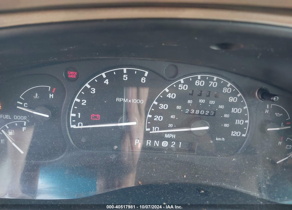 1999 MERCURY MOUNTAINEER VIN: 4M2DU55P7XUJ16589