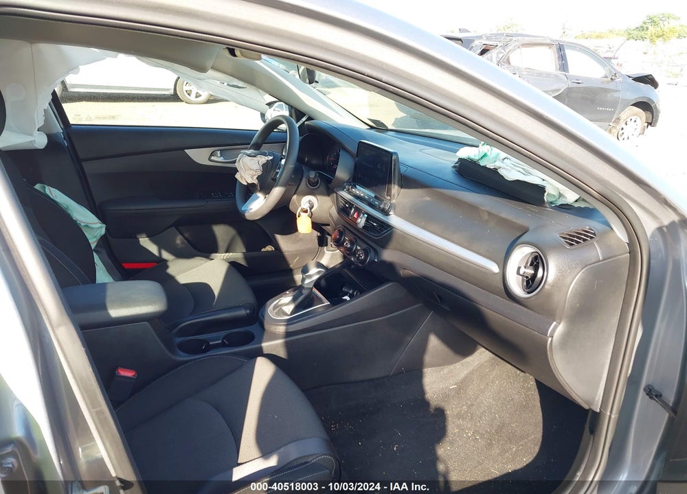 2023 KIA FORTE LXS VIN: 3KPF24AD1PE674091