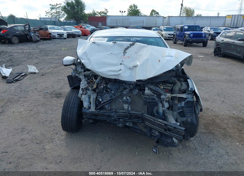 2018 NISSAN SENTRA S VIN: 3N1AB7APXJY323162