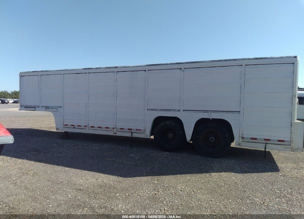 1987 MICKEY TRAILER VIN: 1M9RC1824HH043163