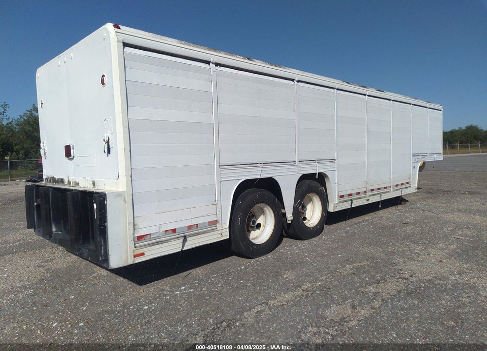 1987 MICKEY TRAILER VIN: 1M9RC1824HH043163