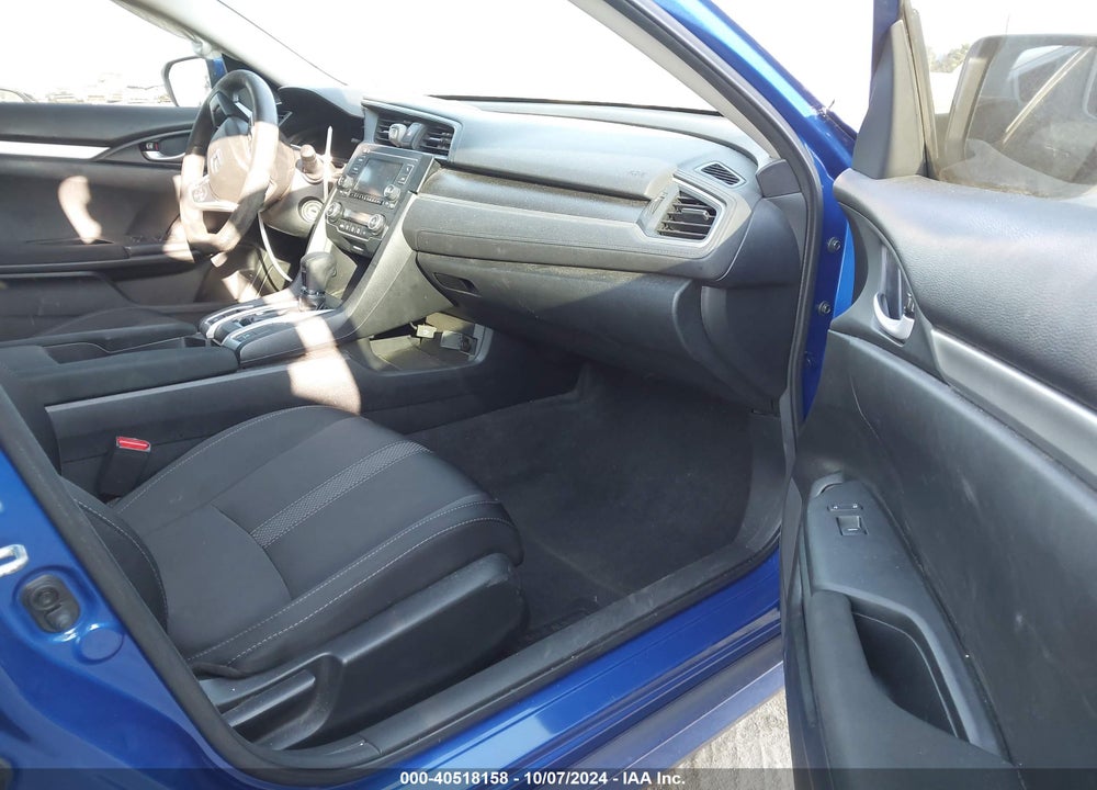 2020 HONDA CIVIC LX VIN: 2HGFC2F61LH522520