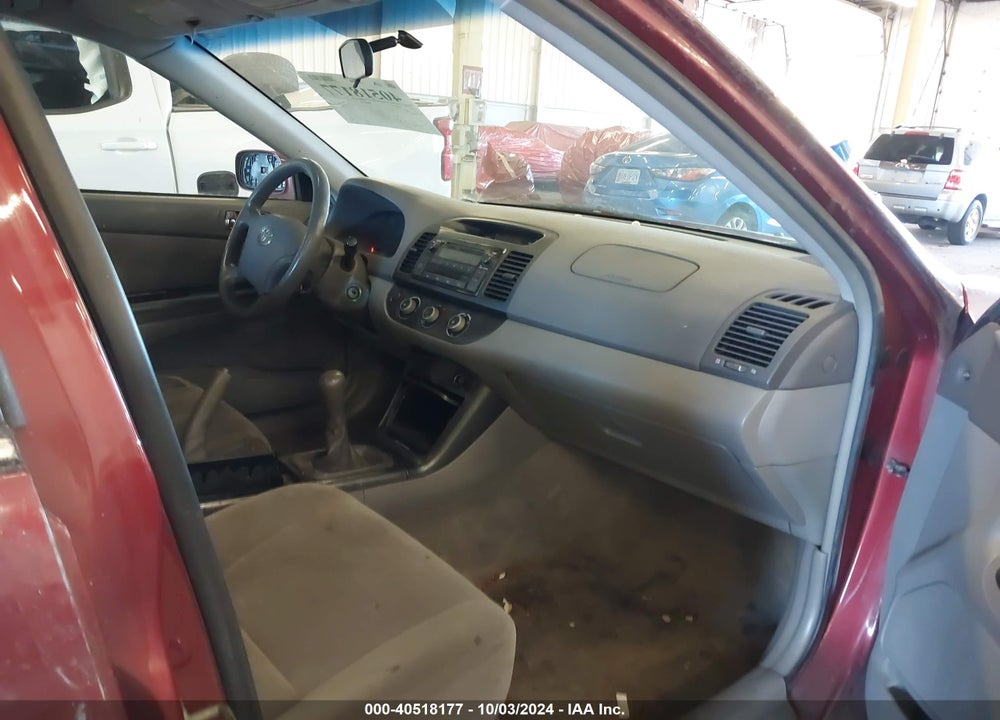 2005 TOYOTA CAMRY LE VIN: JTDBE32K550310937