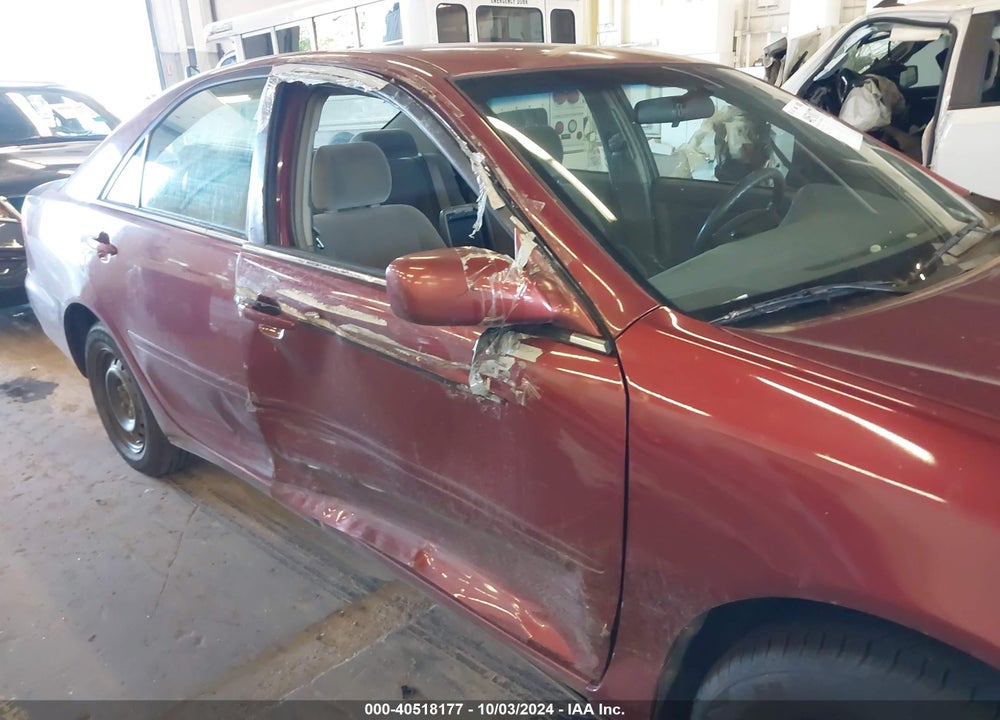 2005 TOYOTA CAMRY LE VIN: JTDBE32K550310937