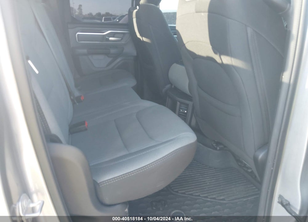 2022 RAM 1500 VIN: 1C6RREBT1NN337487