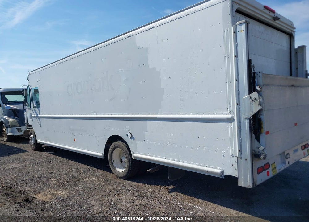 2011 WORKHORSE CUSTOM CHASSIS COMMERCIAL CHASSIS W62 VIN: 5B4MFG2EXB3446438