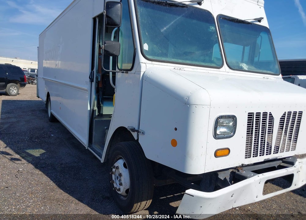 2011 WORKHORSE CUSTOM CHASSIS COMMERCIAL CHASSIS W62 VIN: 5B4MFG2EXB3446438