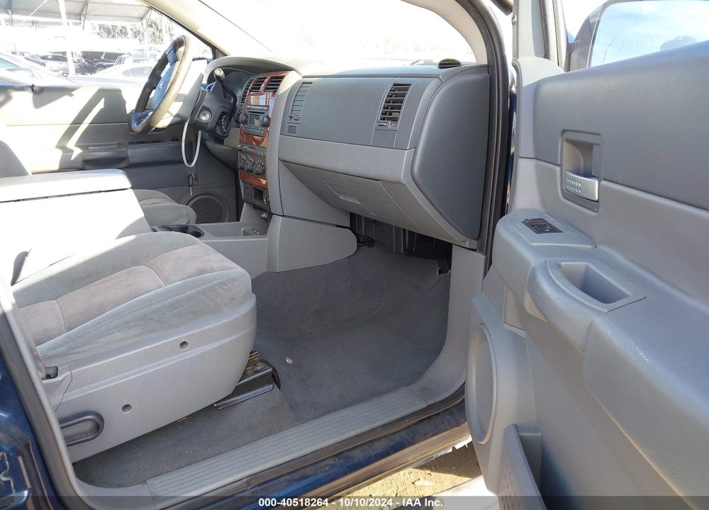 2006 DODGE DURANGO SLT VIN: 1D4HB48296F180632