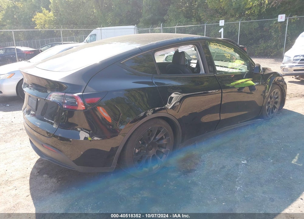 2022 TESLA MODEL Y LONG RANGE DUAL MOTOR ALL-WHEEL DRIVE VIN: 7SAYGDEE8NF429568