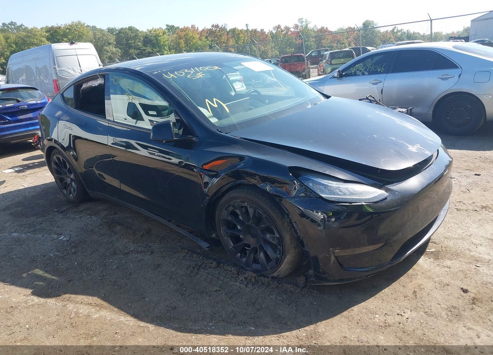 2022 TESLA MODEL Y LONG RANGE DUAL MOTOR ALL-WHEEL DRIVE VIN: 7SAYGDEE8NF429568
