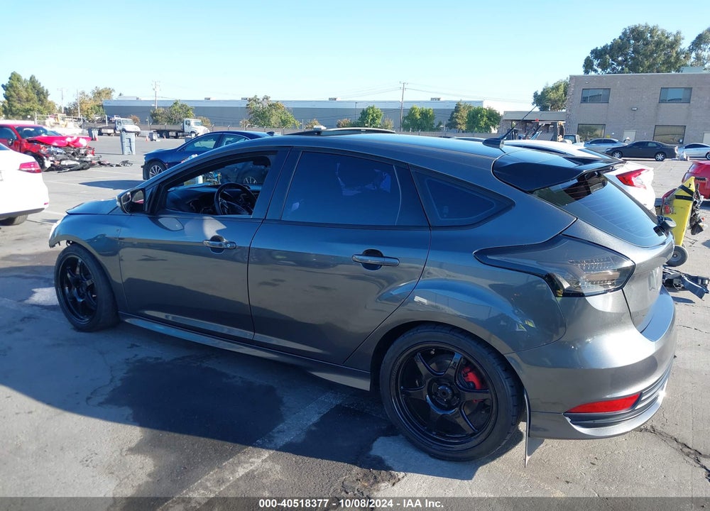 2017 FORD FOCUS ST VIN: 1FADP3L97HL320666