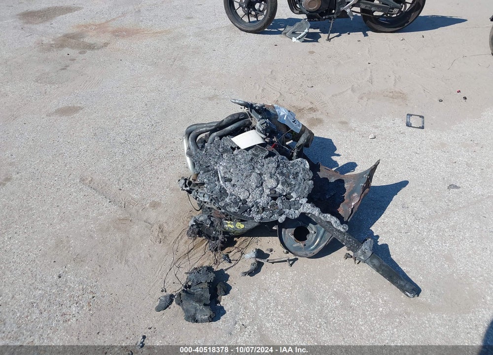 2016 YAMAHA FZ09 VIN: JYARN33EXGA010259