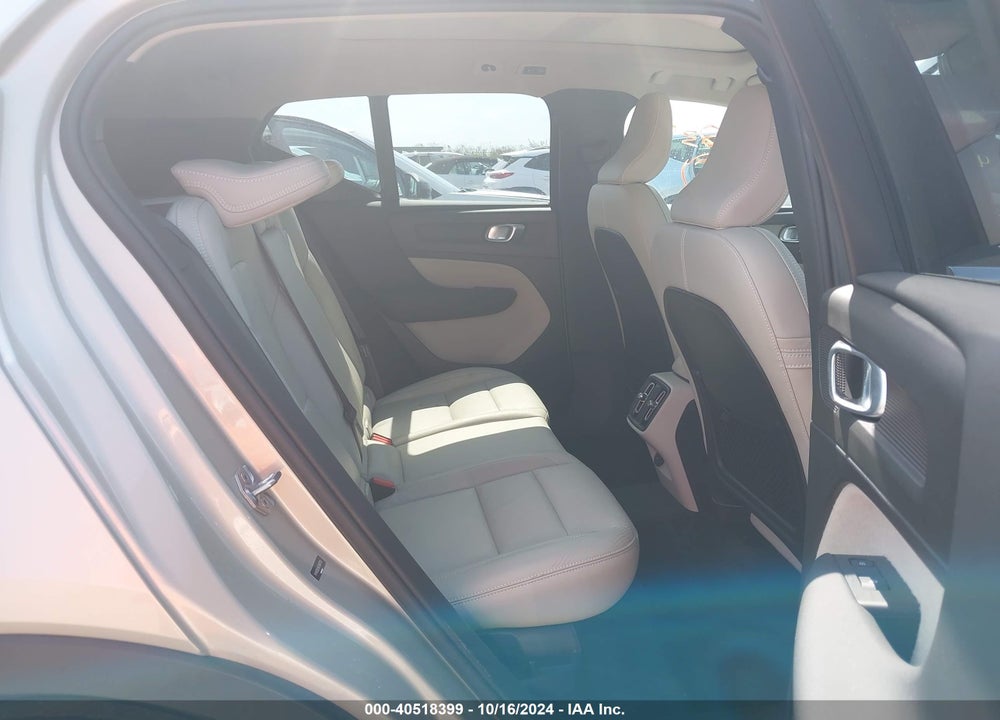 2019 VOLVO XC40 T5 INSCRIPTION VIN: YV4162UL8K2060793
