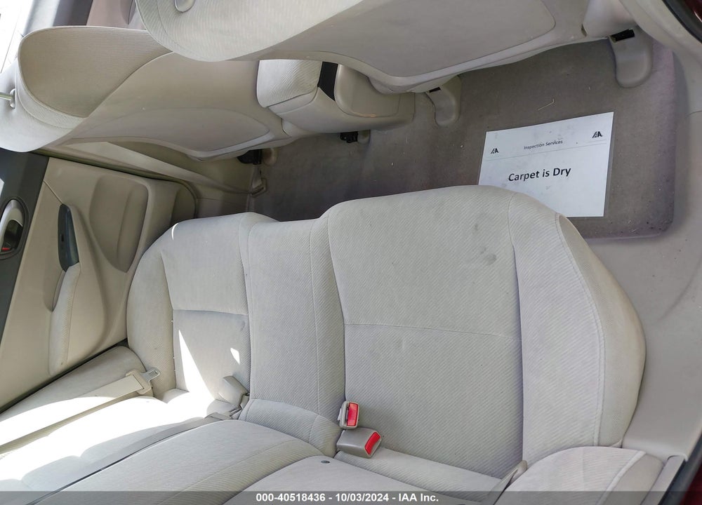 2010 HONDA CIVIC LX VIN: 19XFA1F50AE057128