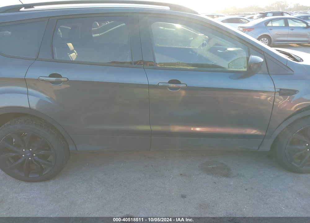 2018 FORD ESCAPE SE VIN: 1FMCU0GDXJUD20359