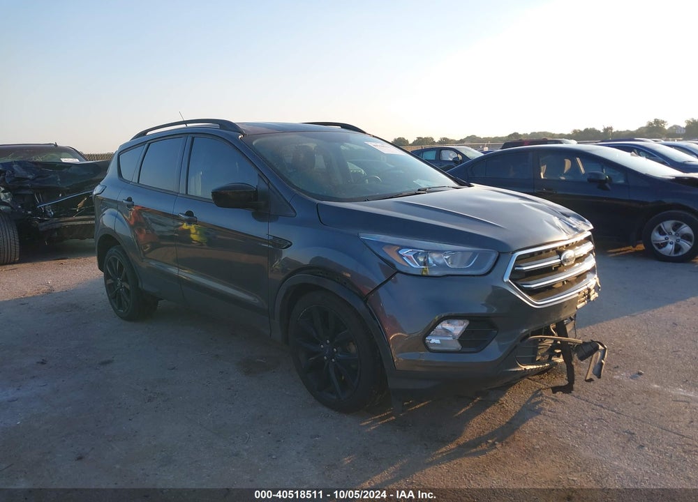 2018 FORD ESCAPE SE VIN: 1FMCU0GDXJUD20359
