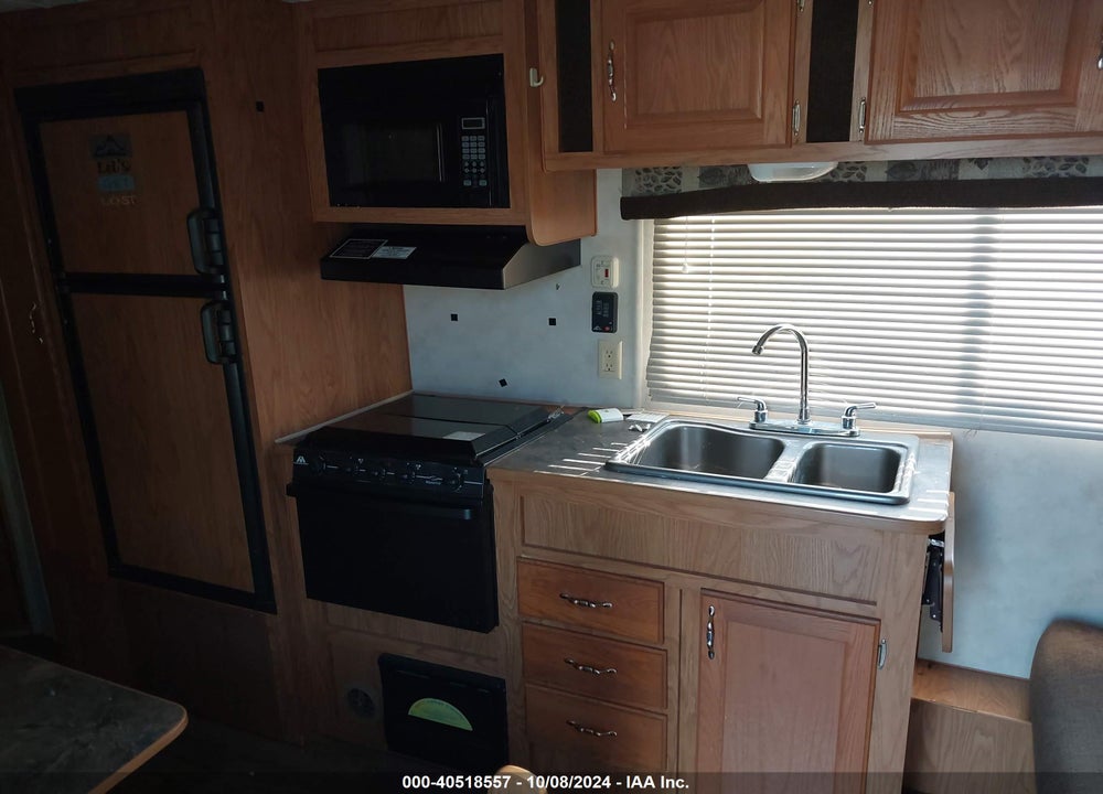 2008 EXTR SPORTSMASTER M-27PT VIN: 5XT27PT2182102412