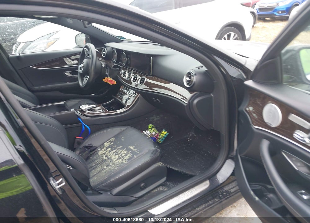 2019 MERCEDES-BENZ E 300 VIN: WDDZF4JB4KA669047