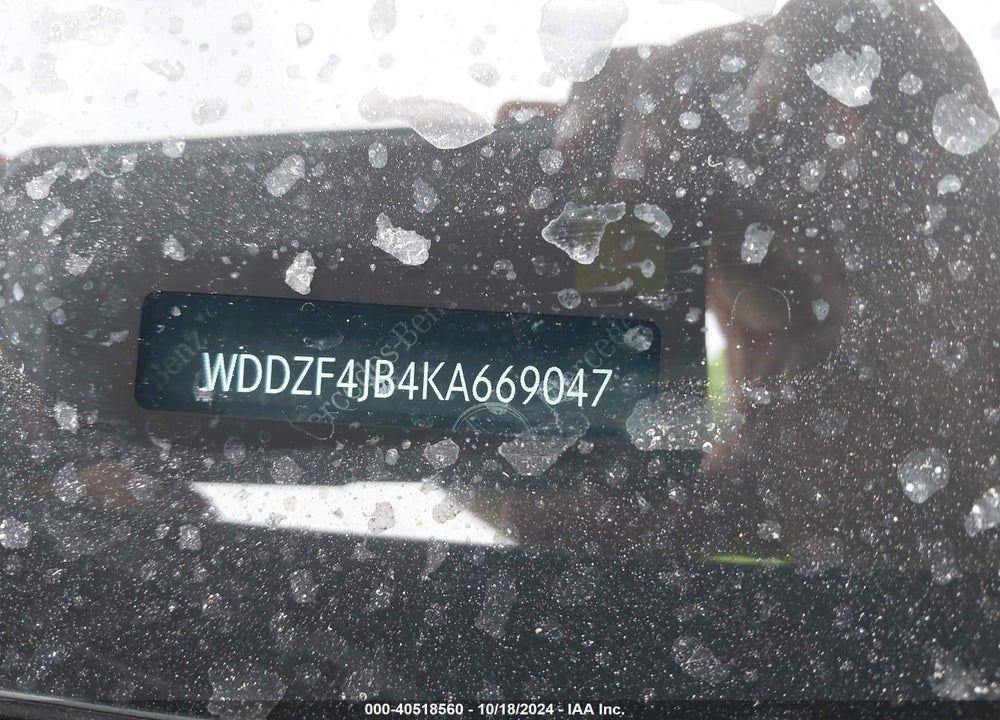 2019 MERCEDES-BENZ E 300 VIN: WDDZF4JB4KA669047