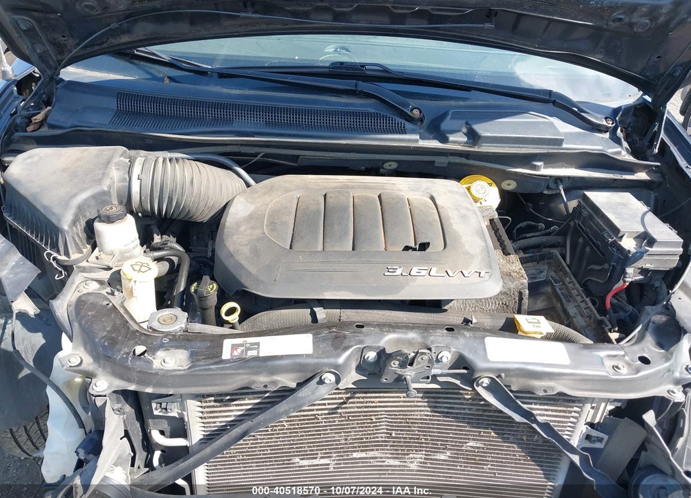 2014 CHRYSLER TOWN & COUNTRY VIN: 2C4RC1BG5ER402740