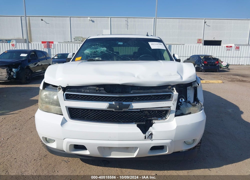 2011 CHEVROLET TAHOE LT VIN: 1GNSCBE01BR218474