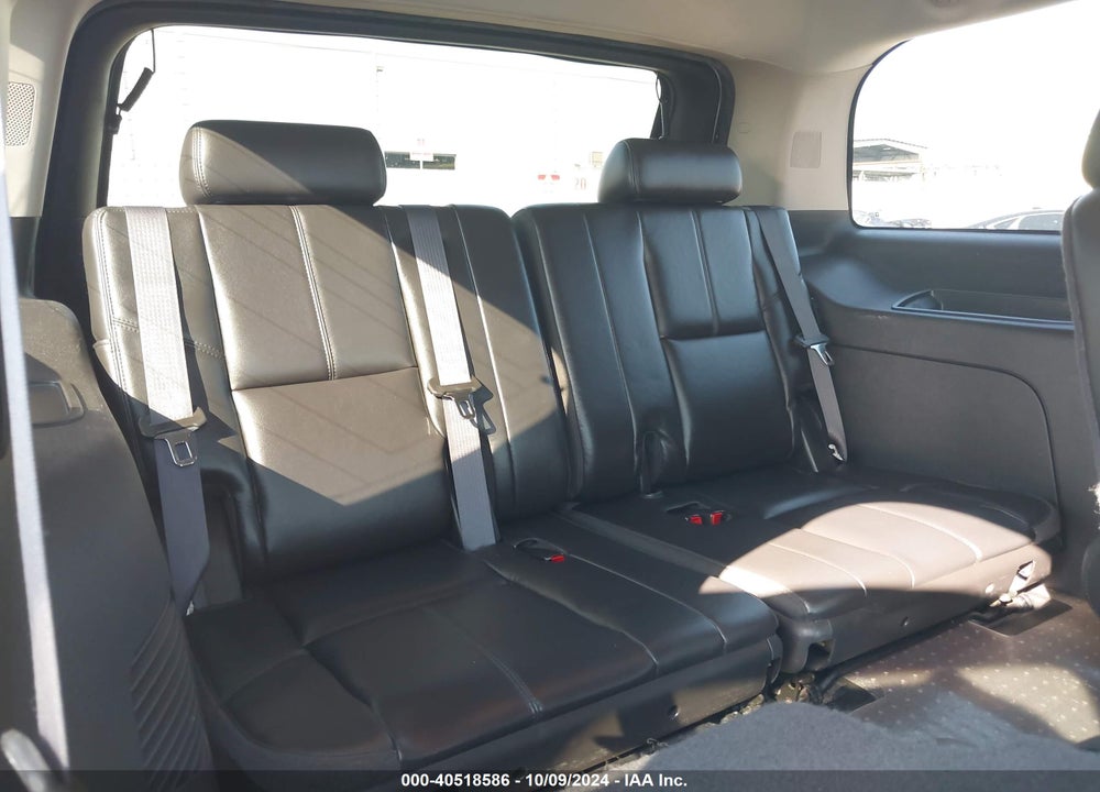 2011 CHEVROLET TAHOE LT VIN: 1GNSCBE01BR218474
