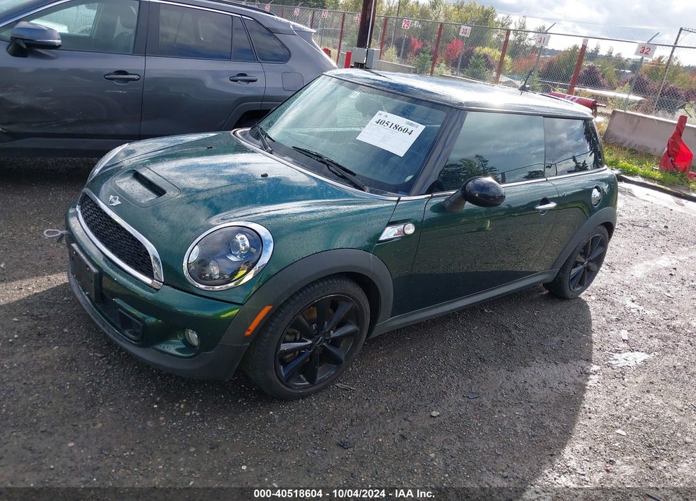 2012 MINI COOPER S VIN: WMWSV3C58CT385665