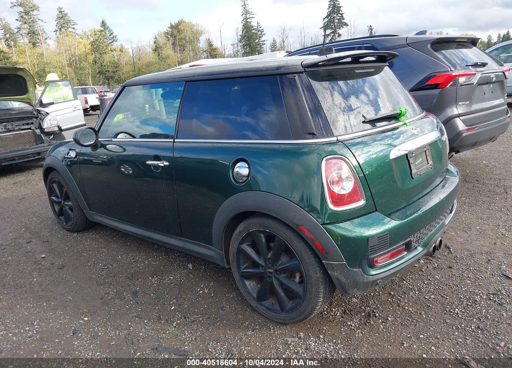 2012 MINI COOPER S VIN: WMWSV3C58CT385665