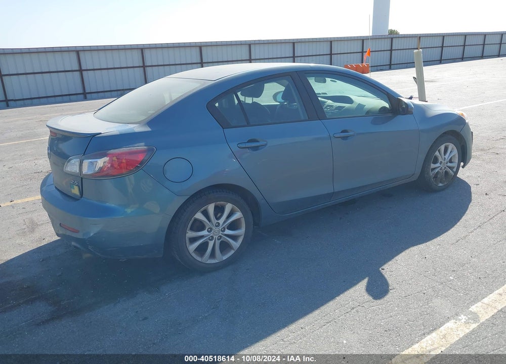 2011 MAZDA 3 VIN: JM1BL1W69B1473832