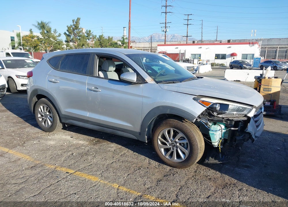 2017 HYUNDAI TUCSON SE VIN: KM8J23A45HU441768