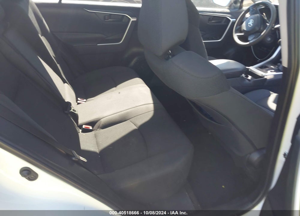 2019 TOYOTA RAV4 LE VIN: 2T3H1RFV1KC001553