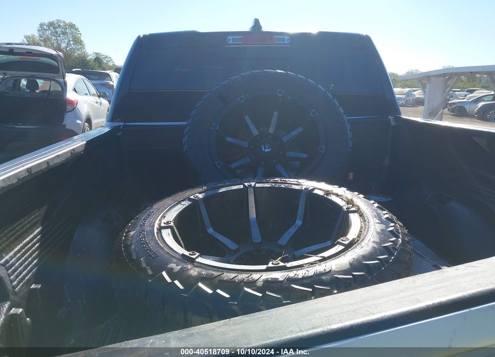 2020 RAM 1500 LAIE  4X4 5'7 BOX VIN: 1C6SRFJT8LN207471