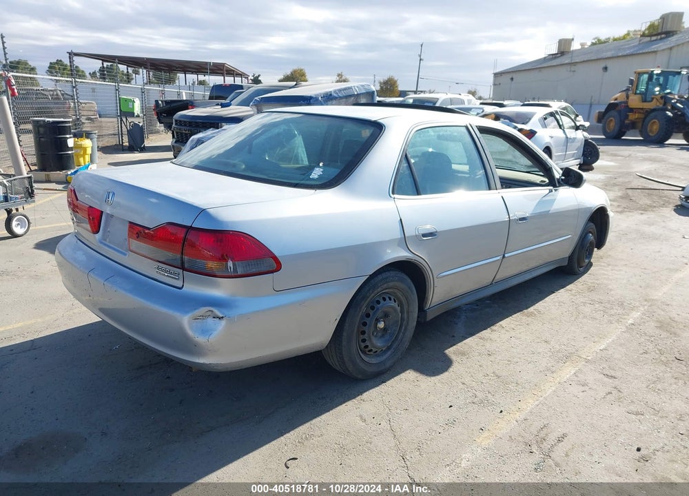 2002 HONDA ACCORD 2.3 EX/2.3 SE VIN: 1HGCG66842A166528
