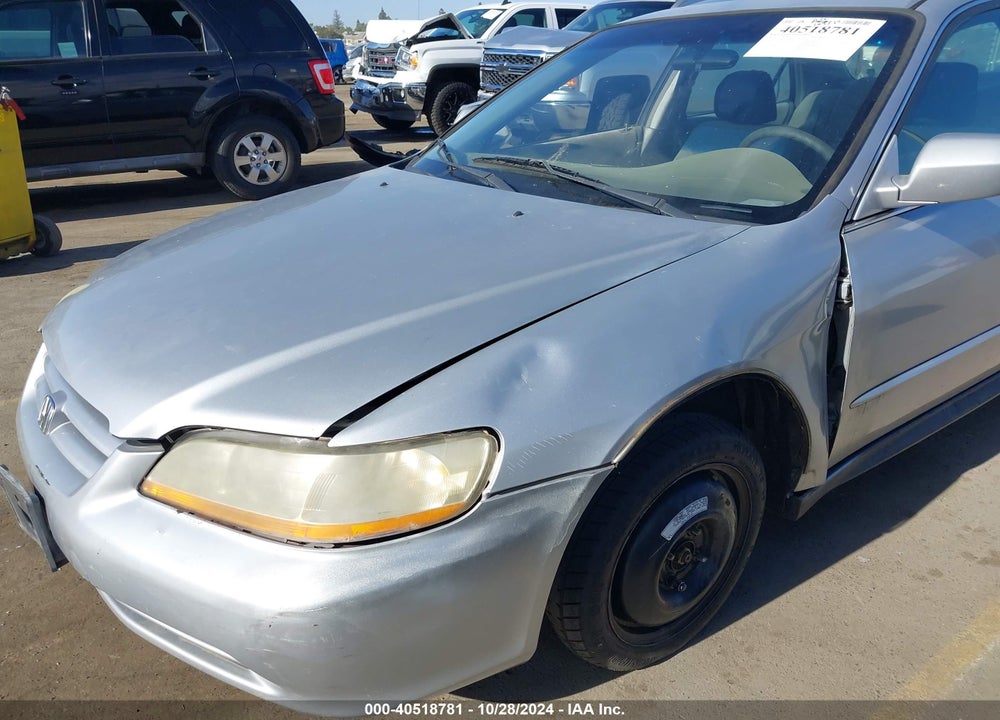 2002 HONDA ACCORD 2.3 EX/2.3 SE VIN: 1HGCG66842A166528
