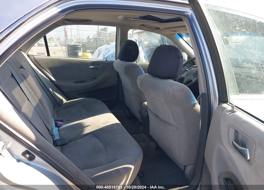 2002 HONDA ACCORD 2.3 EX/2.3 SE VIN: 1HGCG66842A166528