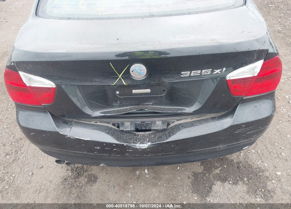 2006 BMW 325XI VIN: WBAVD13556KV03542
