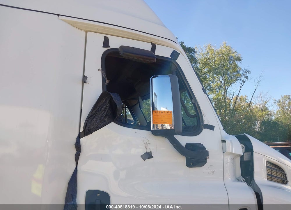 2016 FREIGHTLINER CASCADIA 113 VIN: 3AKJGHDV7GSHL7581