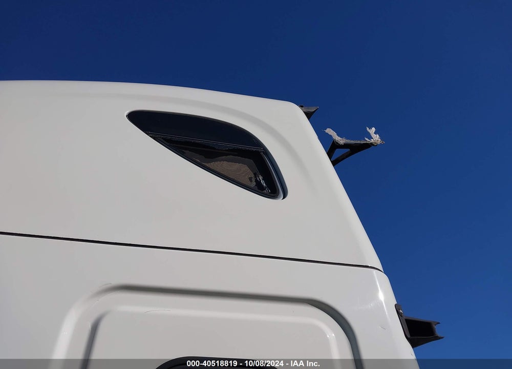 2016 FREIGHTLINER CASCADIA 113 VIN: 3AKJGHDV7GSHL7581