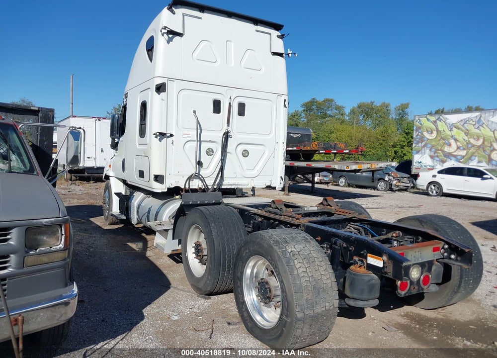 2016 FREIGHTLINER CASCADIA 113 VIN: 3AKJGHDV7GSHL7581
