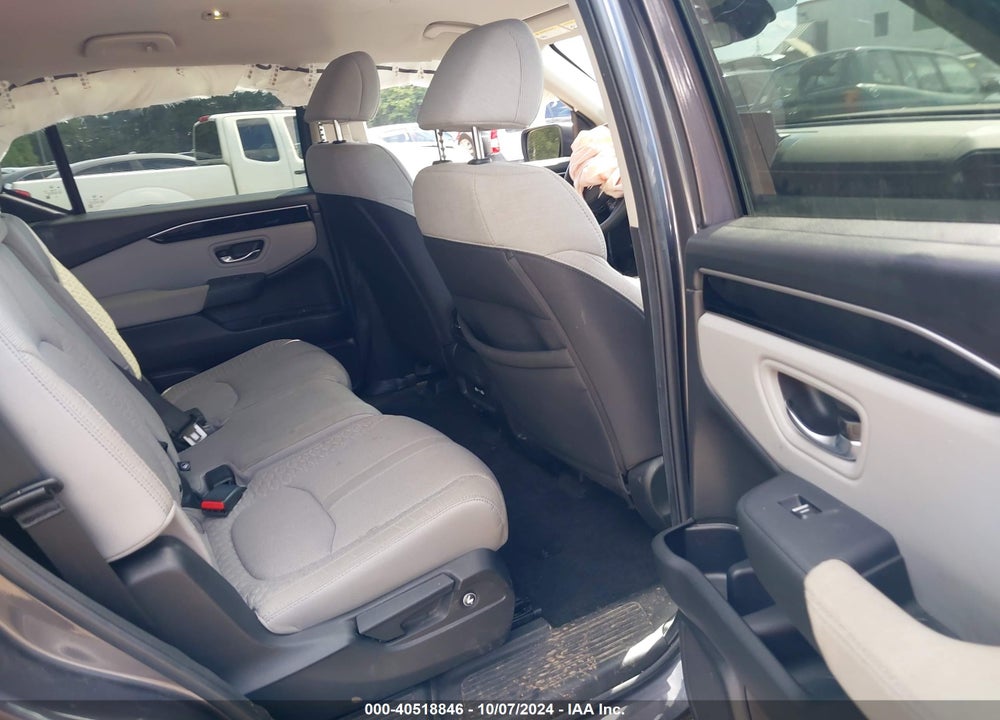 2023 HONDA PILOT AWD LX VIN: 5FNYG1H2XPB022447