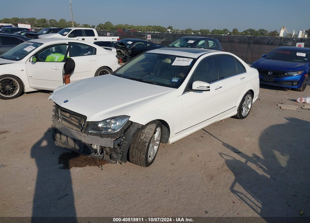 2013 MERCEDES-BENZ C 250 VIN: WDDGF4HB5DR271279