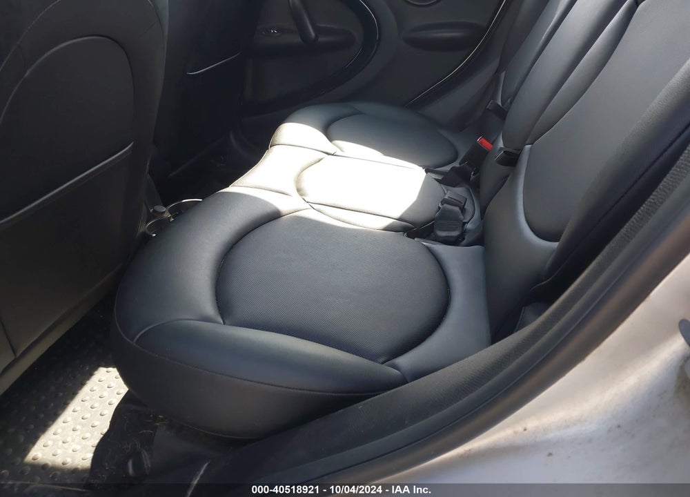 2015 MINI COUNTRYMAN COOPER S VIN: WMWZC5C51FWP45619