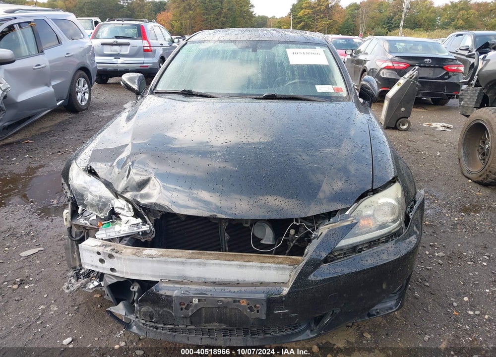 2011 LEXUS IS 250 VIN: JTHCF5C28B5052714