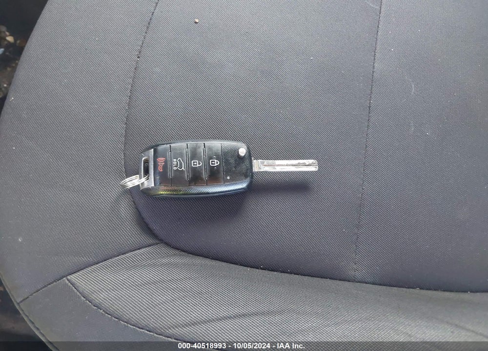 2016 KIA SOUL VIN: KNDJN2A28G7305085