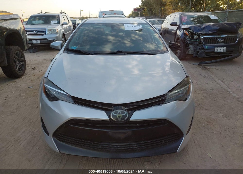 2018 TOYOTA COROLLA LE VIN: 5YFBURHEXJP814133