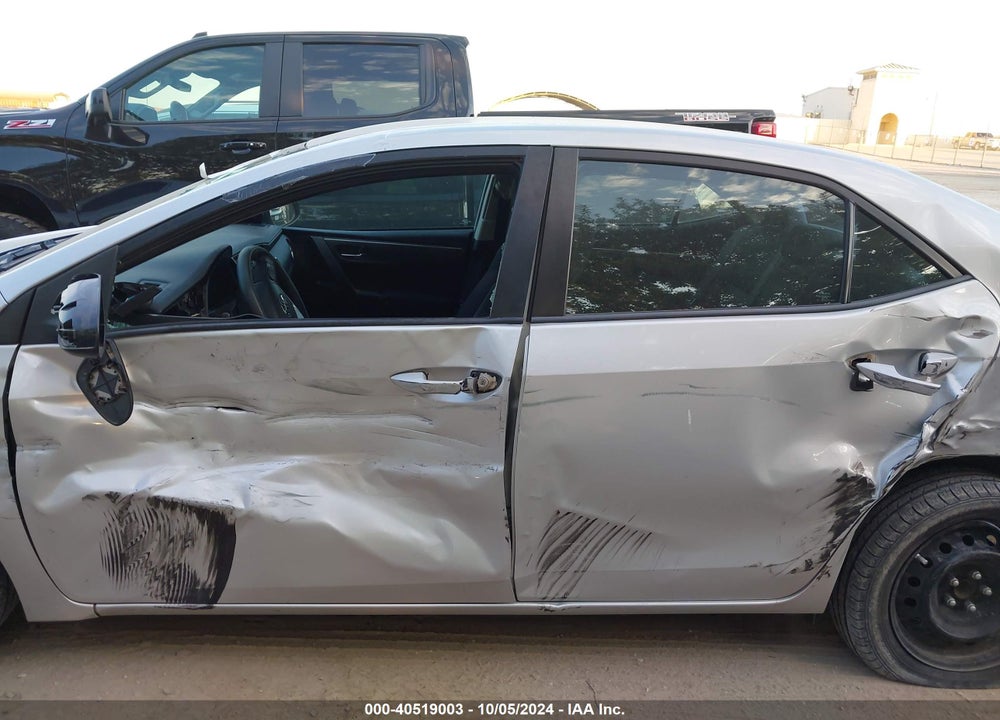 2018 TOYOTA COROLLA LE VIN: 5YFBURHEXJP814133