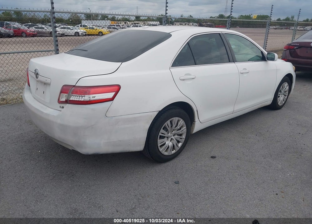 2011 TOYOTA CAMRY LE VIN: 4T1BF3EK8BU589339