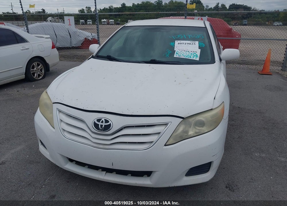 2011 TOYOTA CAMRY LE VIN: 4T1BF3EK8BU589339