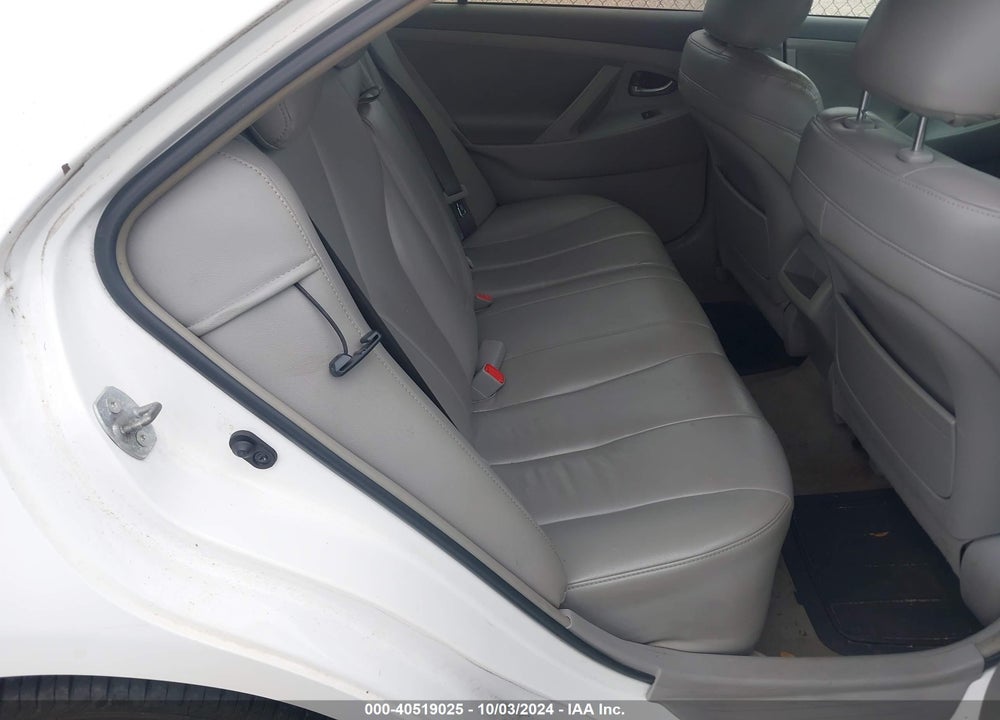 2011 TOYOTA CAMRY LE VIN: 4T1BF3EK8BU589339